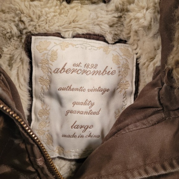 Abercrombie Women Hooded Cropped Jacket Large Brown Faux Fur Lined Zip Button - Picture 3 of 10